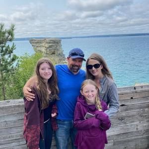 Meet your Posher, Sharon